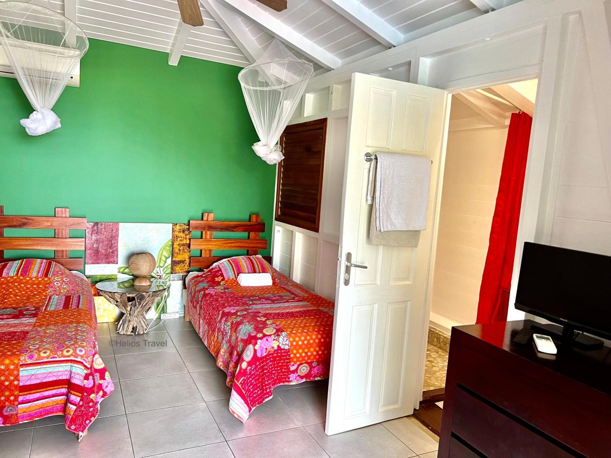 Case Coco Pointe Batterie. Piscine, Vue Mer, 4 P. Deshaies Exterior foto